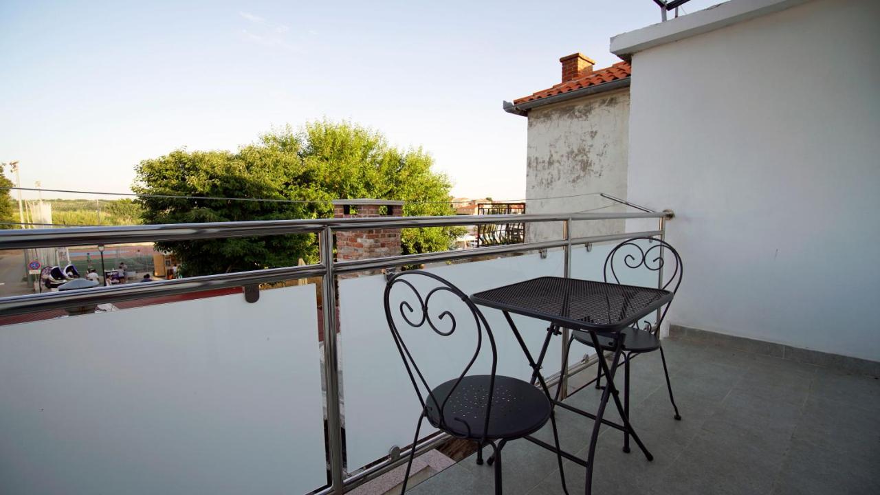 Apartment Caramela Нин Экстерьер фото